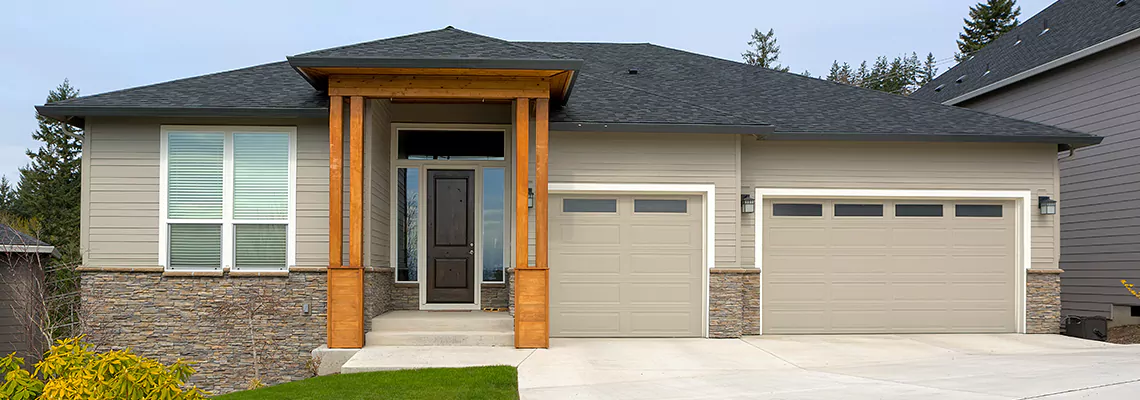 Repair Shaky Garage Door When Closing in Vancouver, British Columbia